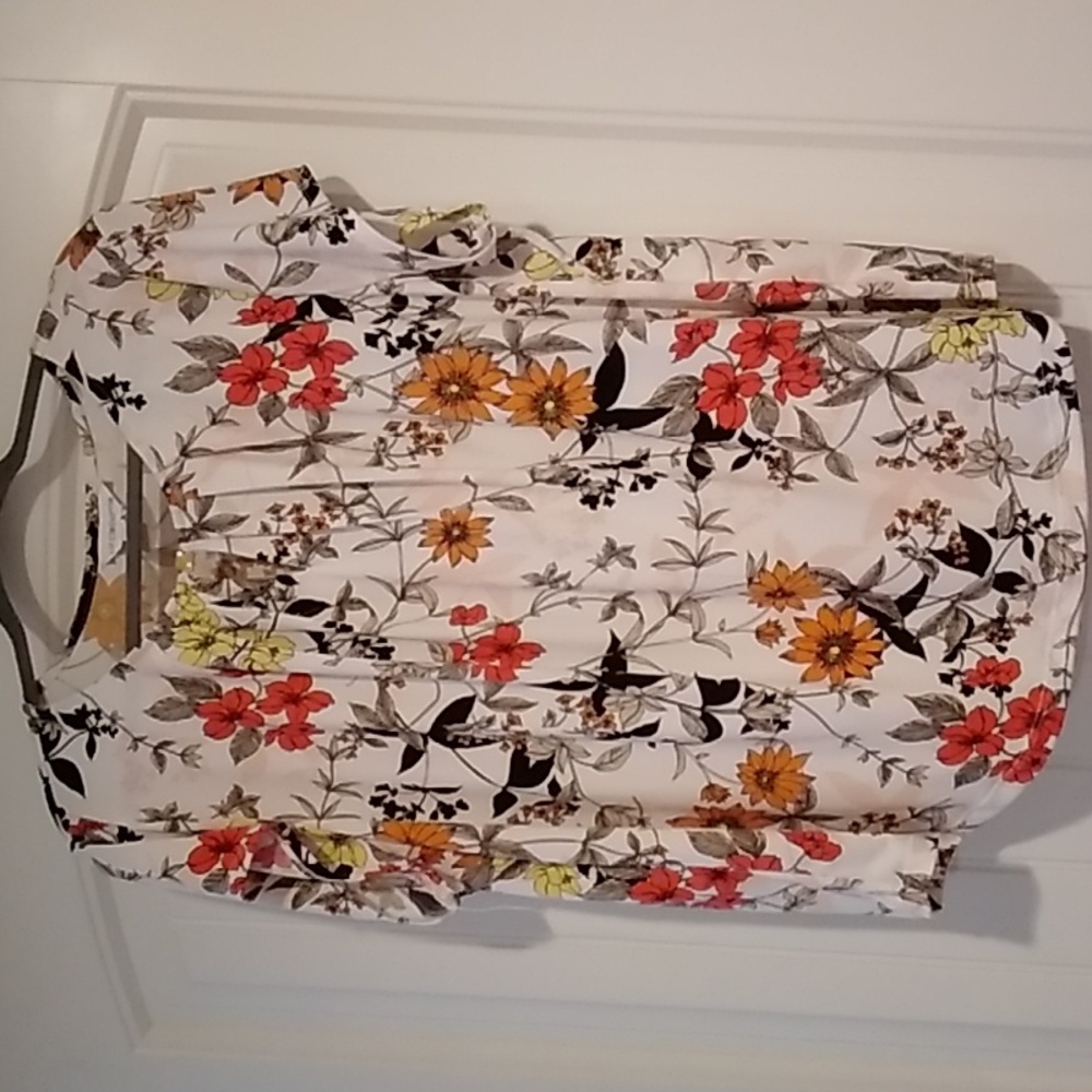 Liz Claiborne Keyhole Blouse